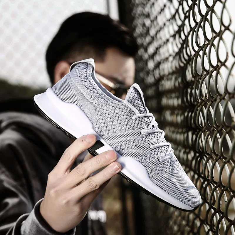 Мужские кроссовки; zapatillas hombre; Ультралегкая спортивная обувь; уличная Мужская обувь для бега; летние мужские кроссовки из сетчатого материала - Цвет: Gray