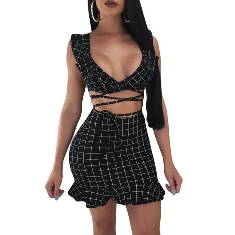 Сексуальный укороченный топ на завязках и мини юбка Женский комплект из двух