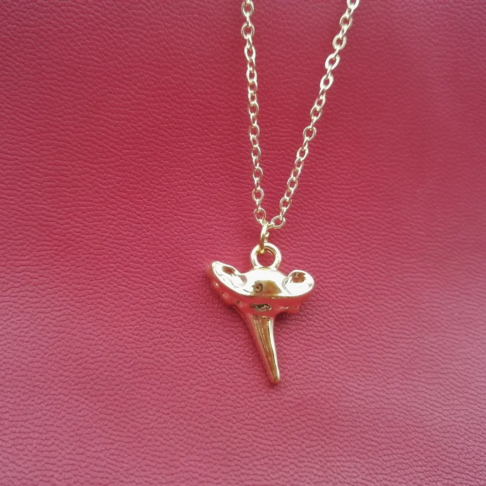 1 шт. маленькое ожерелье с зубьями акулы и Подвеска Ожерелье для женщин колье