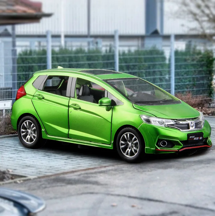 Коллекционные и игрушечные автомобили Honda FIT модель автомобиля со звуком