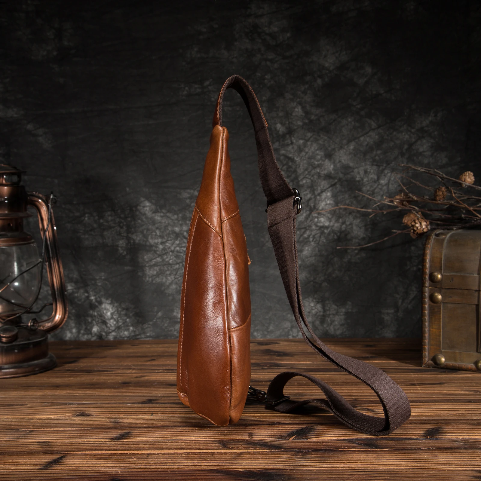 vender Qualidade Dos Homens De Couro Original Moda Tringle Peito Pacote Saco Design Masculino Estilingue Crossbody Um Ombro Mochila Daypack 8807