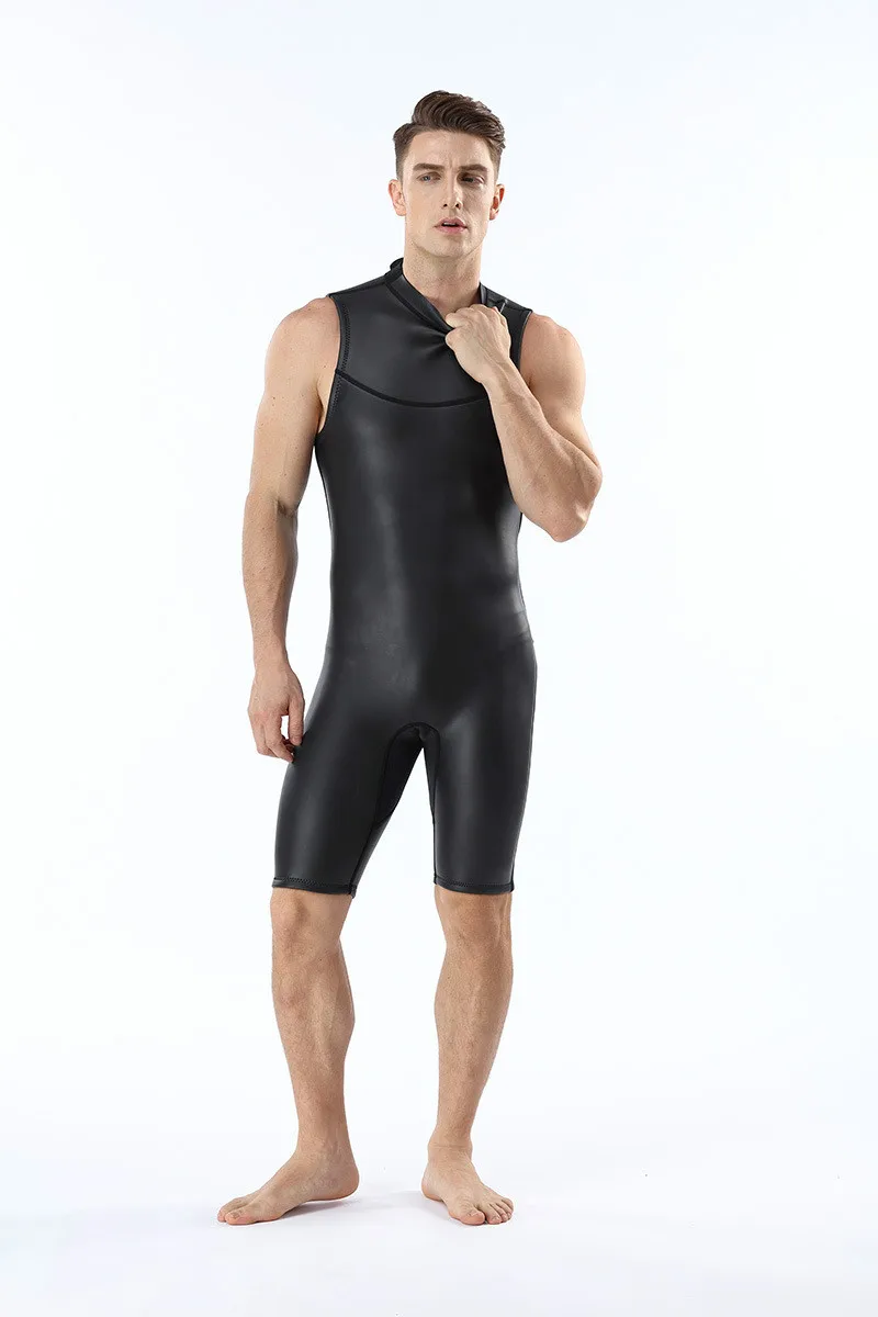

2MM light skin diving suit integrated diving suit CR warm water suit short new arrival 2018