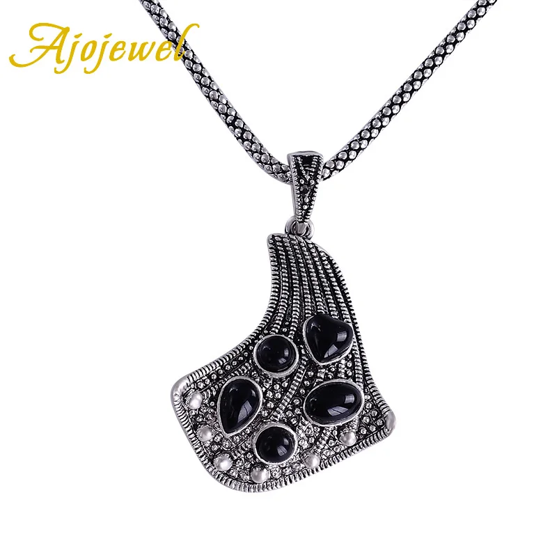 Комплект женских ювелирных изделий из колье и серёг | Украшения аксессуары