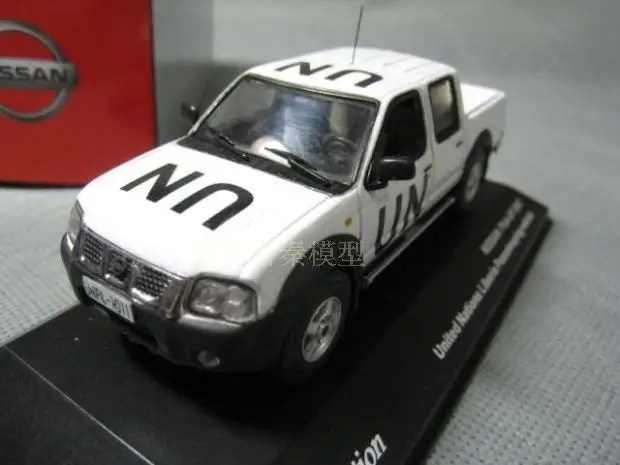 J-коллекция 1:43 NISSAN PICKUP 2007 UN модель автомобиля литая под давлением металлическая игрушка подарок на день рождения для детей мальчика