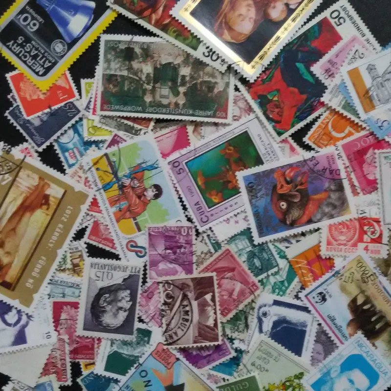 

Wholesale 100 PCS / Lot Postage Stamps With Post Mark In Good Conditions From The World Wide For Collection