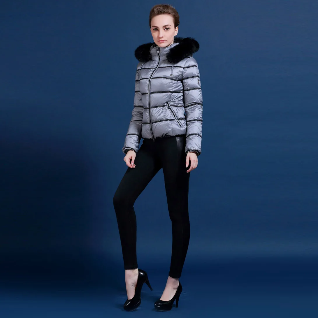 

Russia and Europe brand women Winter white duck down jacket fox fur collar hit the color gray white and black jacket XS-XL M195A