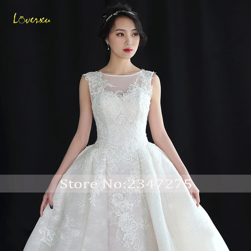 

Loverxu Vestido De Noiva Detachable Train Mermaid Wedding Dresses 2019 Luxury Scoop Neck Appliques Beaded Vintage Bridal Gown