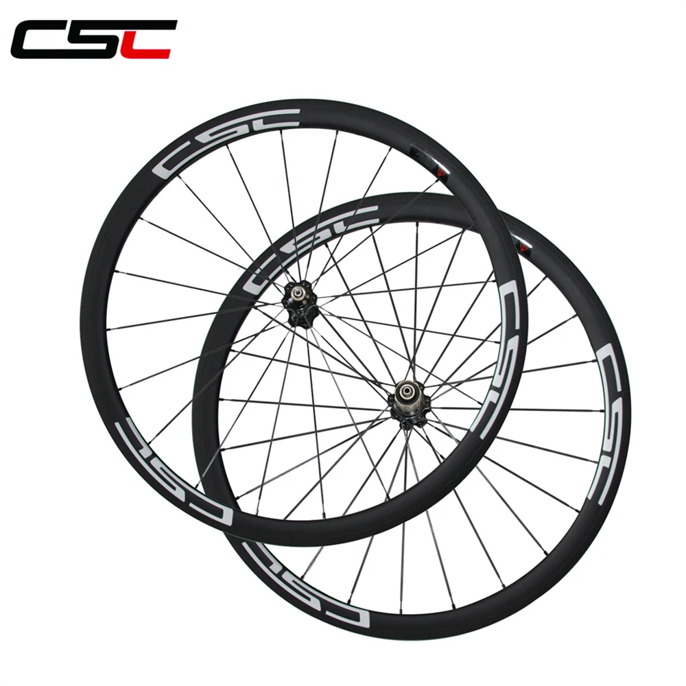 Комплект бескамерных колес для шоссейного велосипеда C U образными отверстиями 25