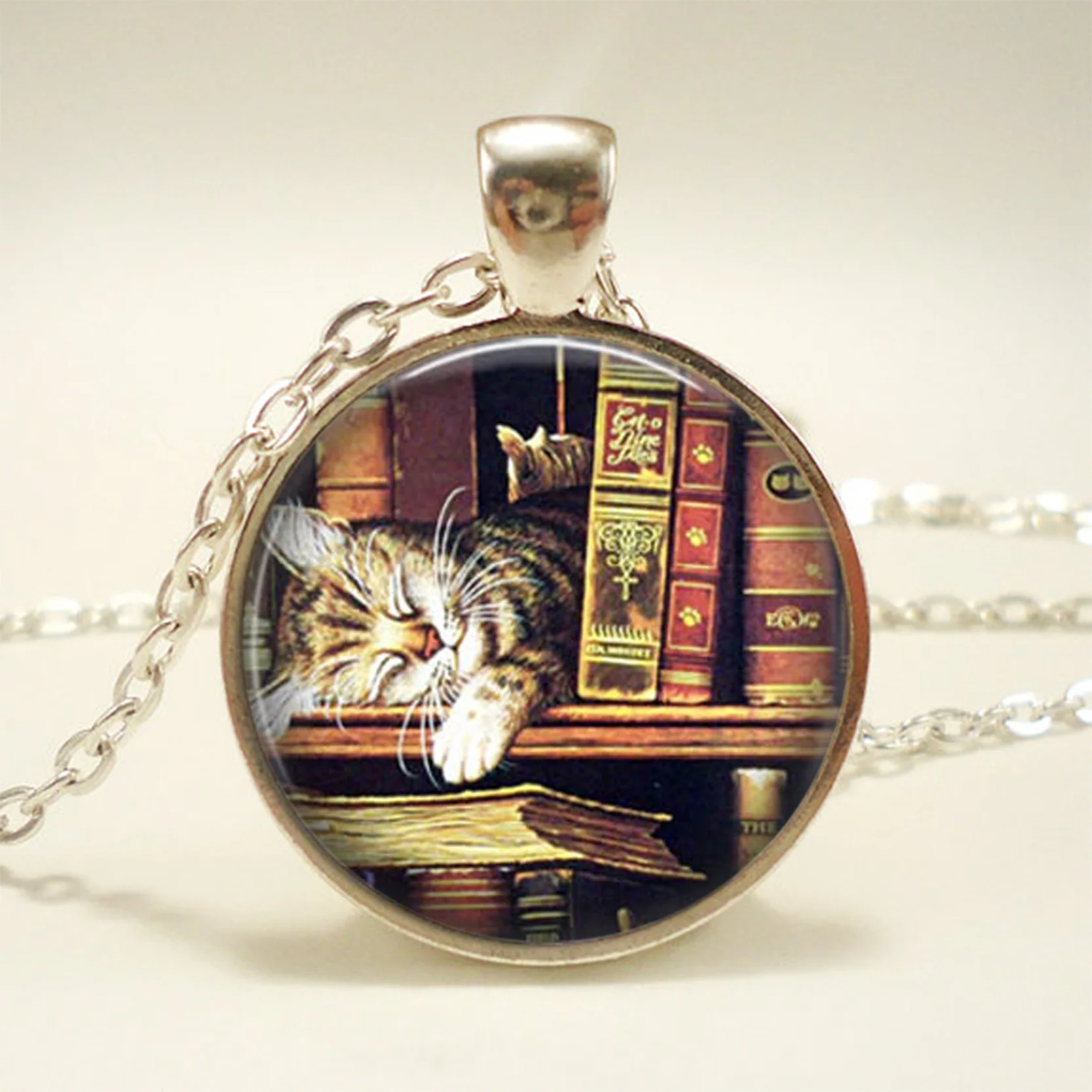 8 New Fashion Necklace Glass Dome Vintage Library and Books Pendants Necklace For Students Teachers And Librarians Necklace - Окраска металла: 8