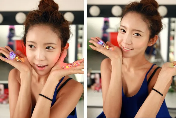 4 шт. = 2 пары модных носков дизайн Стад Серьги игрушки Красочный светодиодный свет