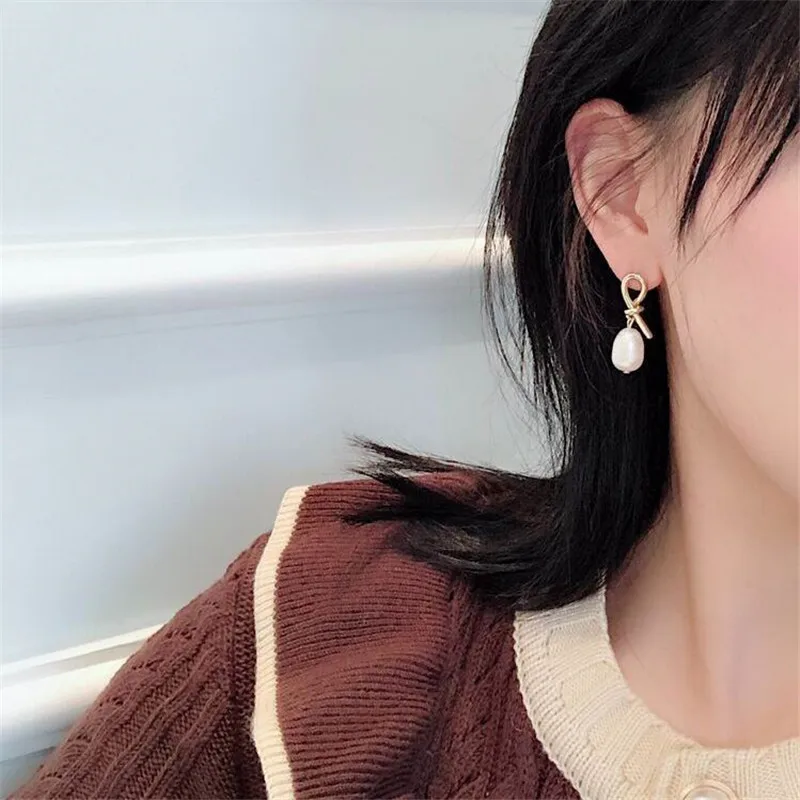 MENGJIQIAO Новые популярные трендовые несимметричные геометрические металлические пресноводные жемчужные Асимметричные Висячие серьги для женщин модные Oorbellen