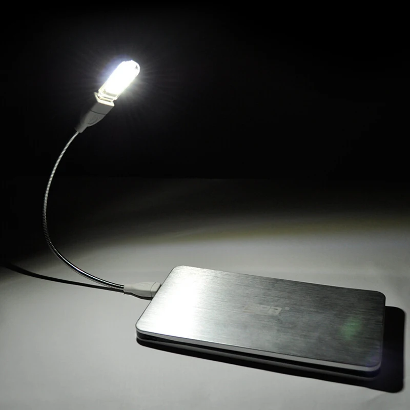 Светодиодный светильник с металлическим USB кабелем и разъемом Папа