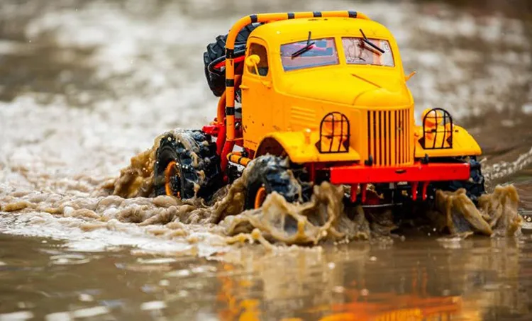 Kingkong RC 1/12th Q157 грязи монстра 4x4 советский Грузовик w/металлический корпус комплект RC кошка подарок на день рождения