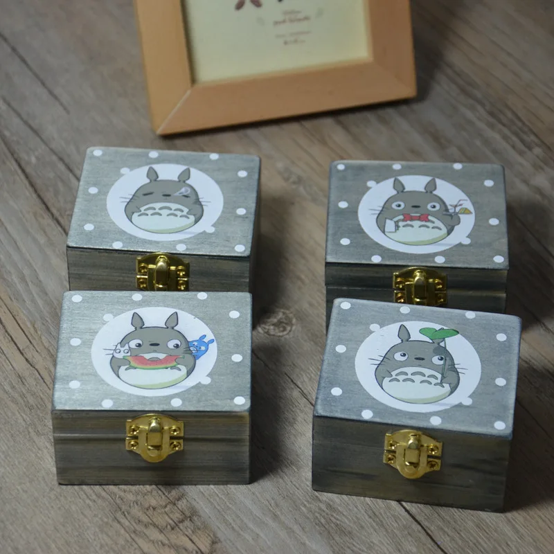 Музыкальная шкатулка Miyazaki Totoro деревянный подарок на день рождения для детей