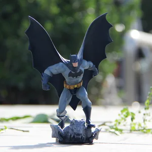 Бесплатная доставка, фигурка Бэтмена DC, ограниченная серия, 8 дюймов, статуя Бэтмена, черные игрушки, ПВХ модель в упаковке, отправьте другу подарок