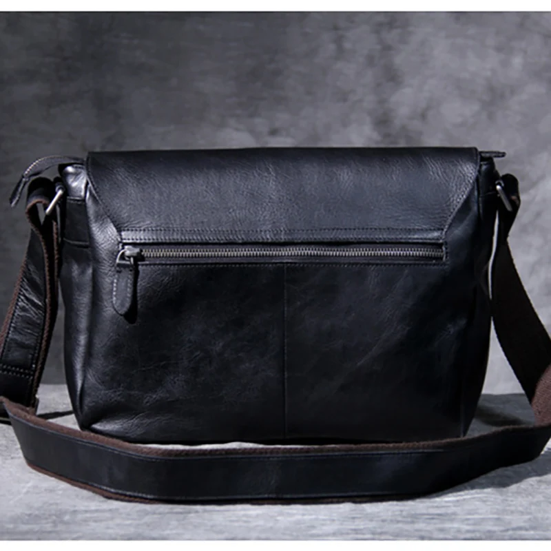 Кожаная сумка почтальон AETOO с косой застежкой на плечо в стиле ретро из воловьей