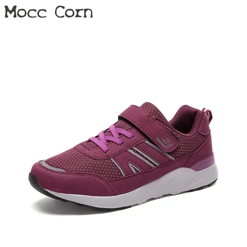 Женские кроссовки с дышащей сеткой летние спортивные на массивной платформе со