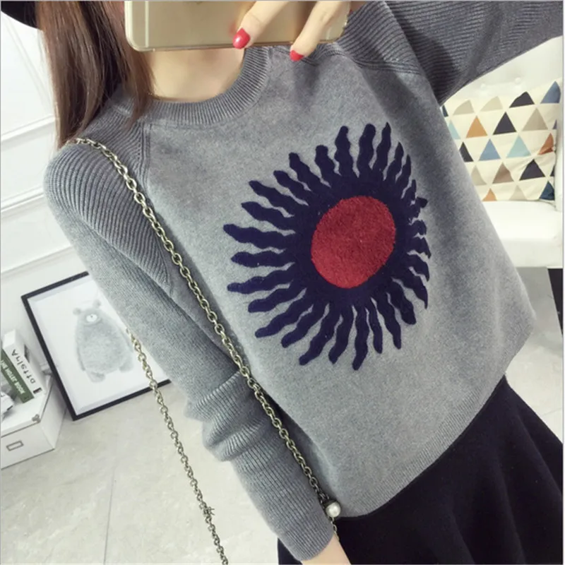 Повседневный короткий пуловер с круглым вырезом и цветочным принтом длинными