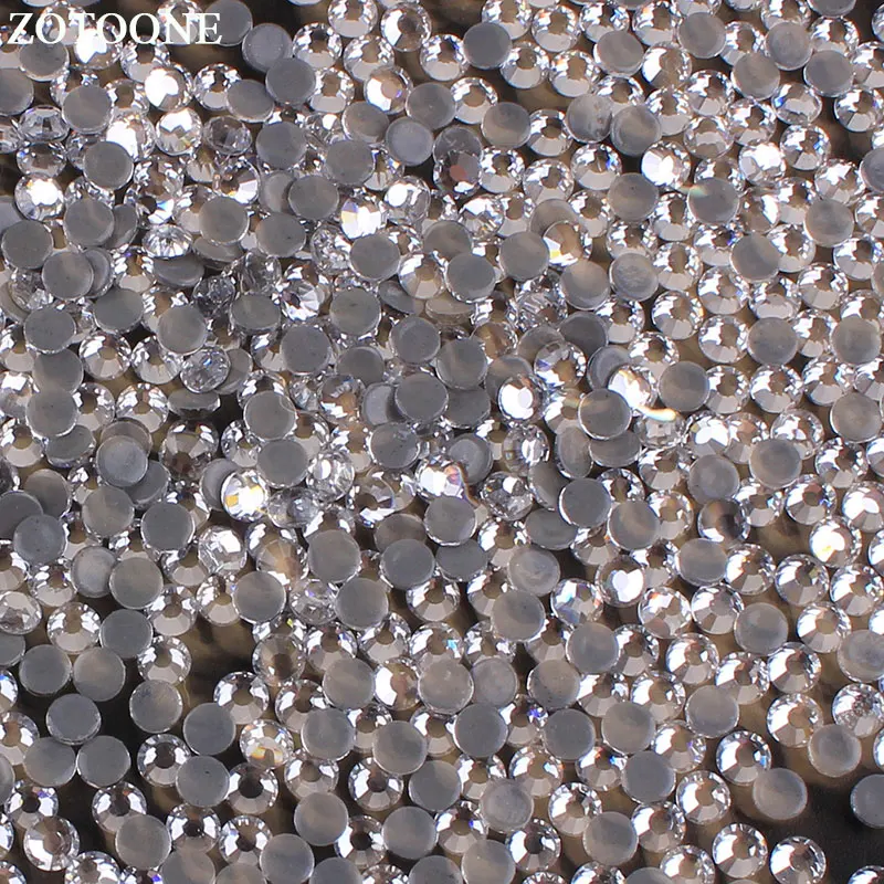 001 ZOTOONE SS6-SS20 горячей фиксации кристалл дизайн ногтей Стразы для одежды украшения железа на переводах Flatback Стекло Стразы - Цвет: 001