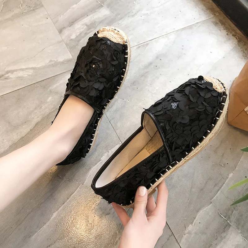Женские шлепанцы из сетчатого материала сетчатые сандалии с цветочным кружевом