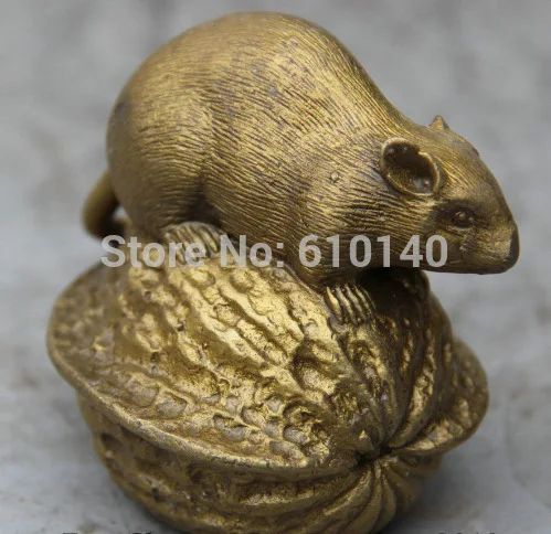 ZSR FF4868 Chinese Brass Zodiac Year Mouse Rat Mice Animal Walnut Carya Statue Sculpture | Дом и сад