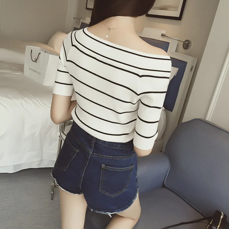 

Nice Summer Fashion T-Shirt Thin Slim Short Sleeved Shirt V-neck Knitted Striped Bottoming Stretch T-shirt A252