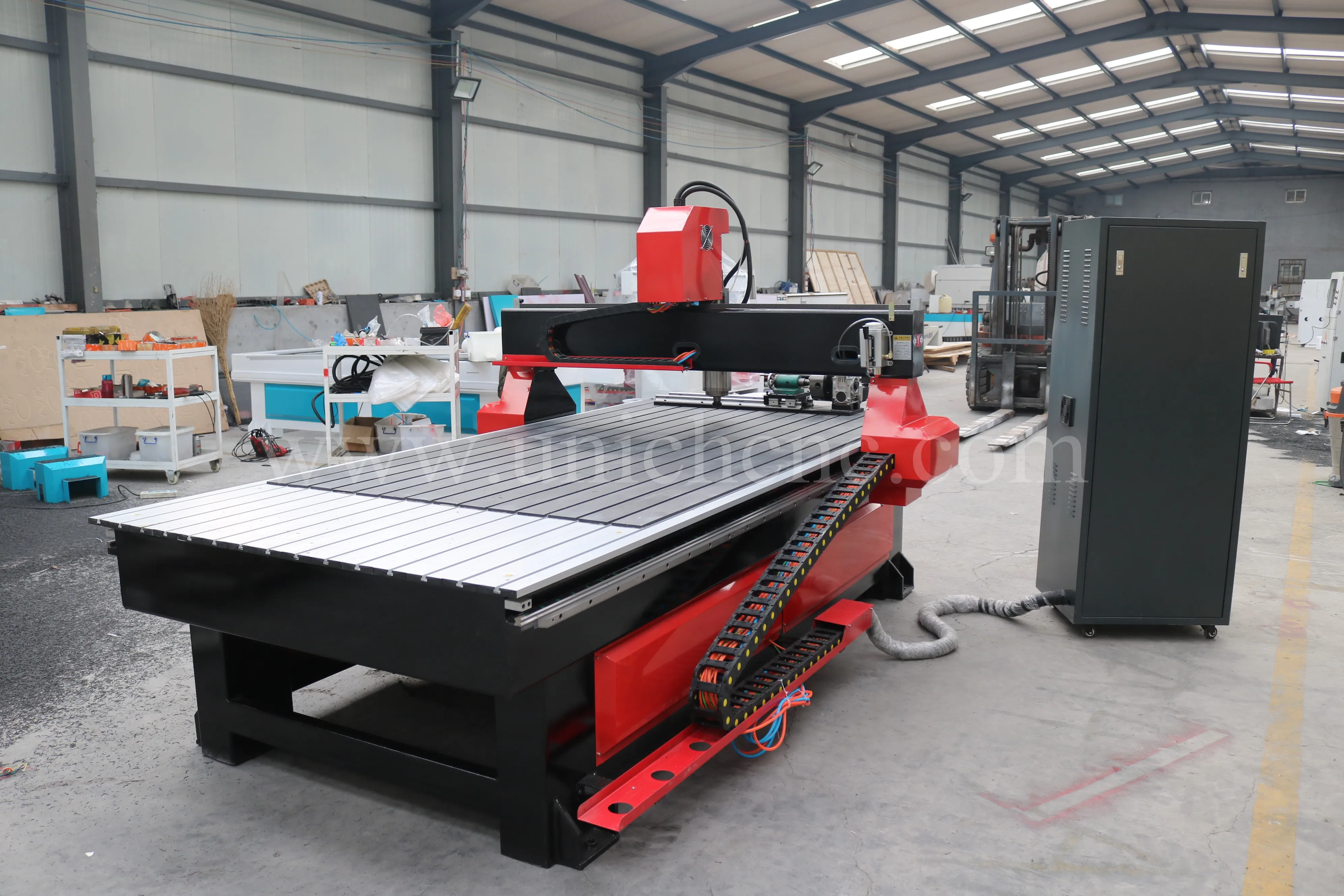 Требуется дистрибьютор машина для изготовления деревянной двери и мебели|Фрезы