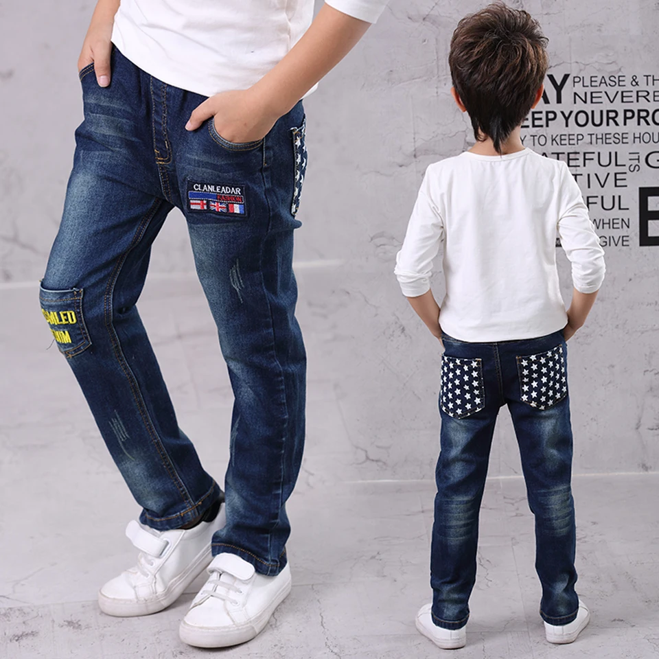 Купи New Autumn Children Jeans For Baby Boys Denim Pants Letter Designer Star Pattern Kids Boy Jean Children's Elastic Waist Trousers за 926 рублей в магазине AliExpress