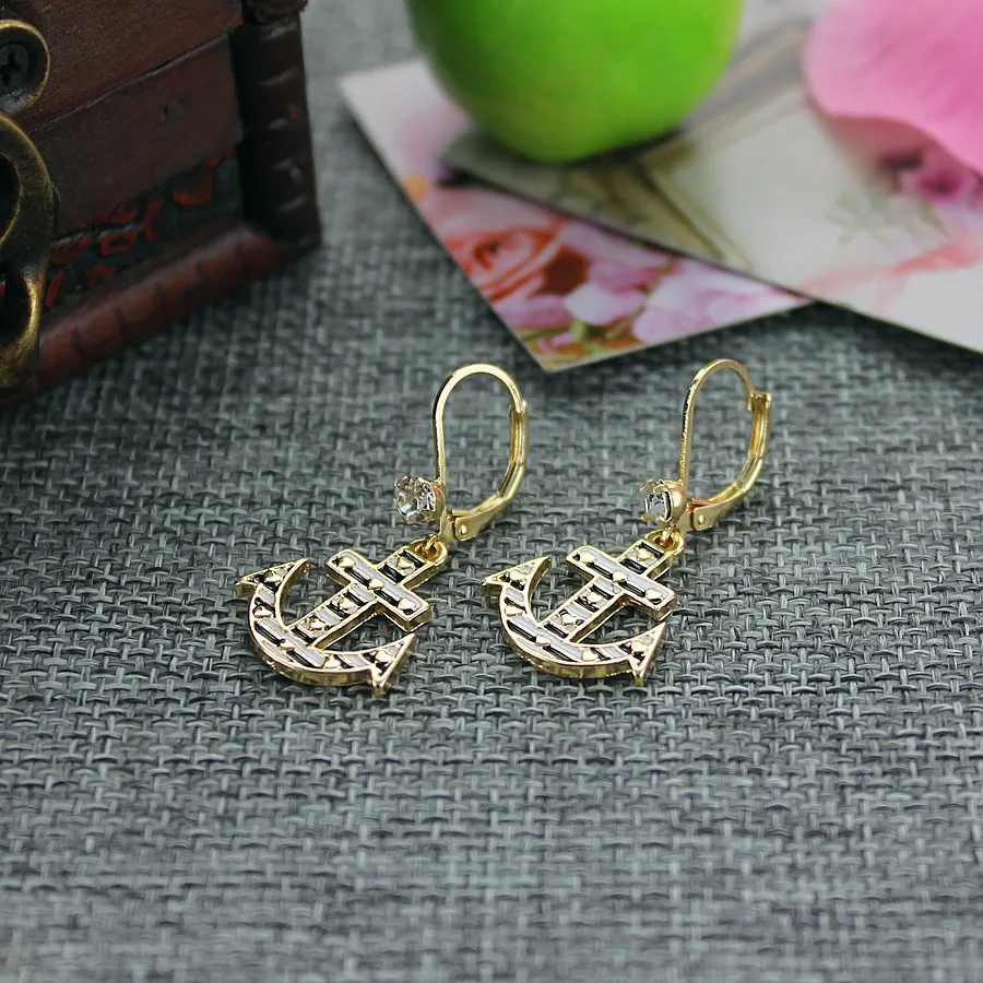 Стильные серьги гвоздики 2014 Новая мода и чистый свежий элегантный контрактный