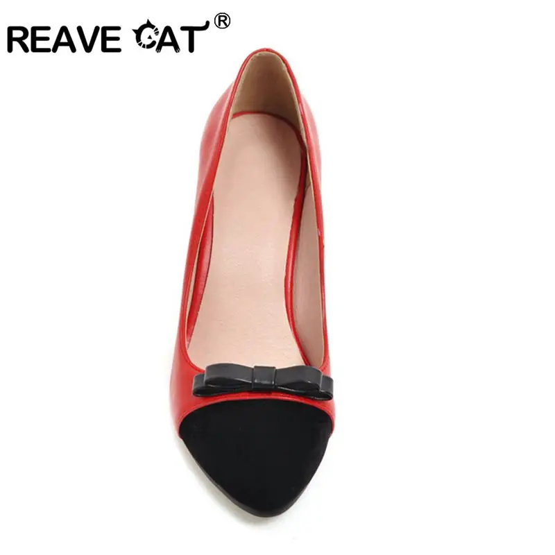 Женские туфли на толстом каблуке REAVE CAT, туфли-лодочки конфетных цветов на высоком блочном каблуке с закрытым носком, красные туфли с бантиком для свадьбы и работы, A394
