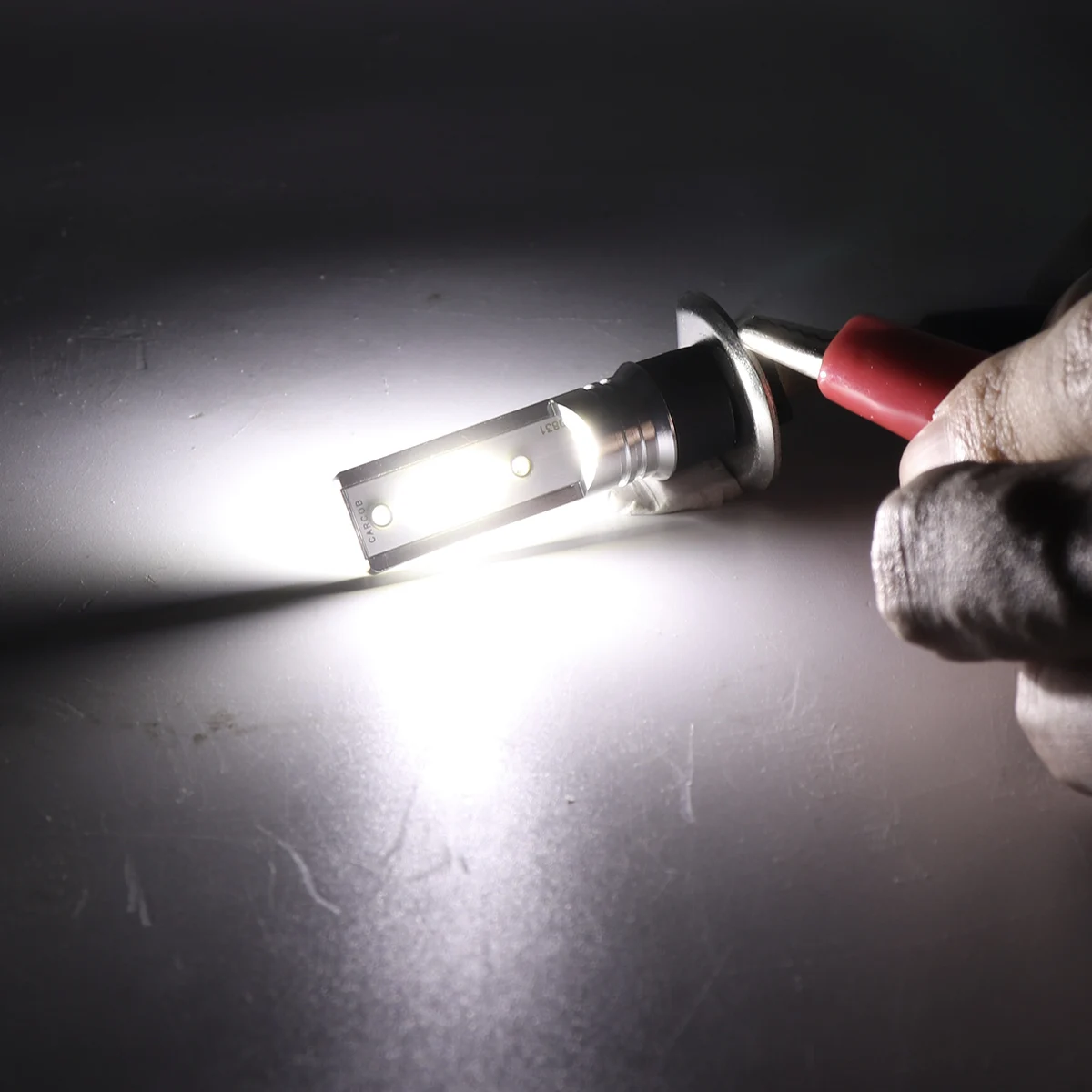 

2pcs 12V COB SMD H1 LED Headlight Kits Automobile LED Headlamp White Driving Running Car Lamp Auto Light Bulbs