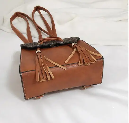 New Design Sequin Women Backpack Solid Hasp Female Bag Fashion Girls School Bags Lady Small PU Tassel Leather Bag Women Backpack