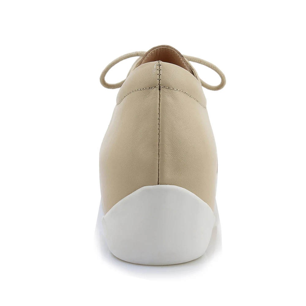 Туфли-лодочки женские из натуральной воловьей кожи на танкетке с острым носком |