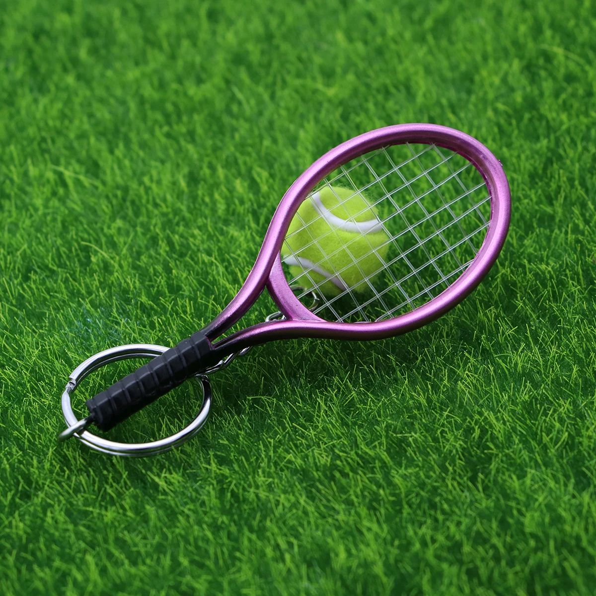 Мини брелок в виде теннисной ракетки для ключей милый спортивный шарм теннисный