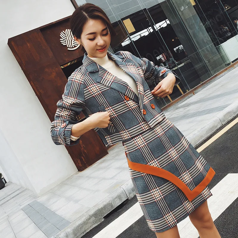 2021 Сезон весна осень Комплект из двух предметов костюм с юбкой в клетку комплект