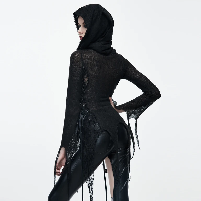 Женская футболка с длинным рукавом черная длинными рукавами и заклепками в