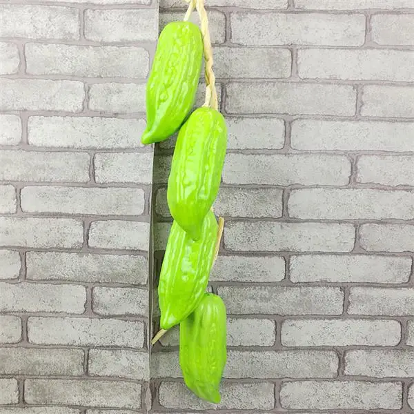Bitter gourd Имитация фруктов и овощей DIY праздничные принадлежности искусственный декор для ресторана кухни дома настенный Декор Поддельные - Цвет: Bitter gourd