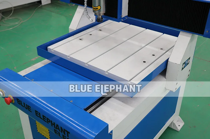 6060 кВт шпиндель cnc маршрутизатор Китай Мини машина с резервуаром для воды резка
