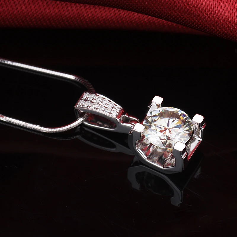 Модный свадебный кулон с горкой 18 К белое золото 1 карат круглая форма Moissanite