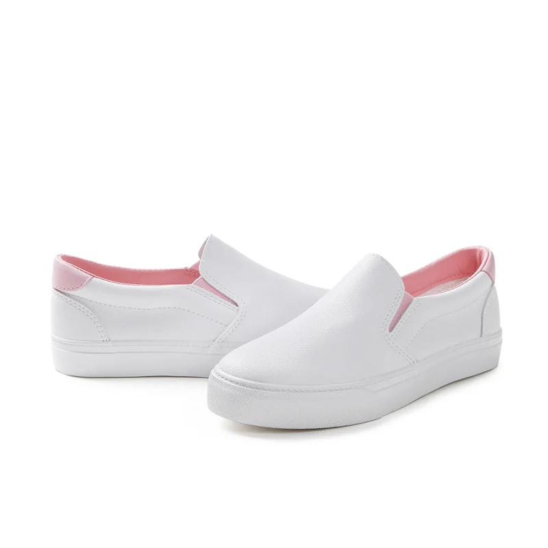 Женские кожаные лоферы серебристые белые черные мокасины на плоской подошве без