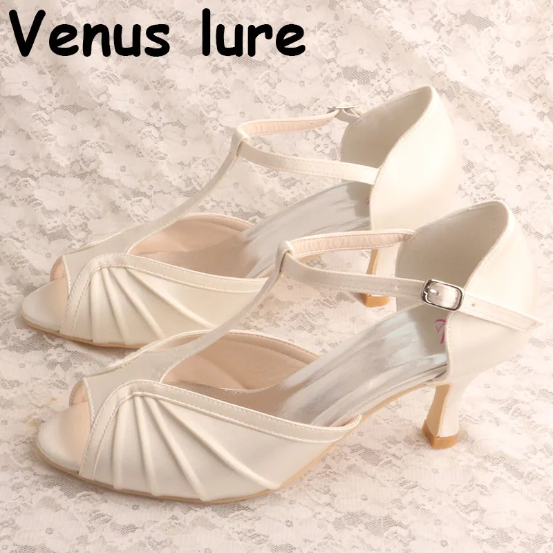 

New Design Ladies Summer Sandals for Wedding Mid Heels