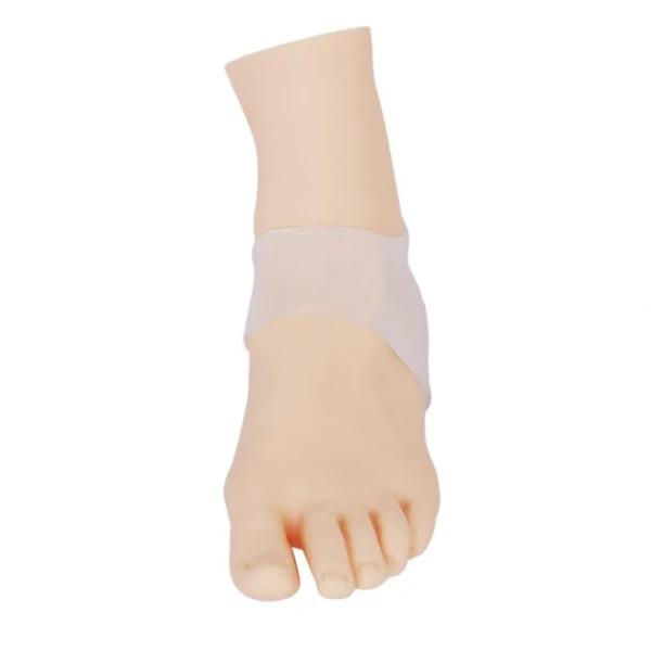 

1 Pair Silicone Gel Heel Socks Protectors Cracked Foot Skin Care Protectors Free Shipping N010