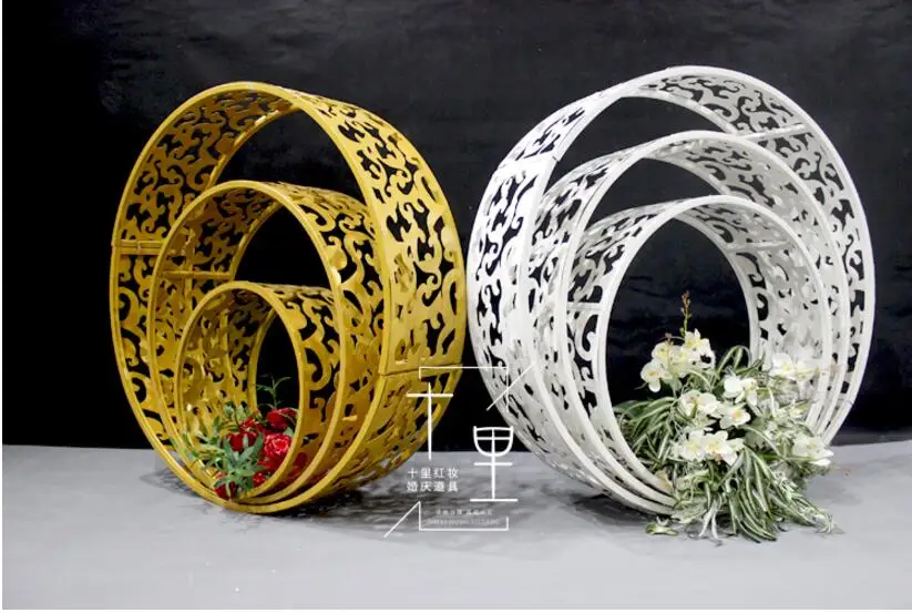 

New tie yi stage suspended ceiling decoration wedding tie yi carved ring song of the five rings wedding pendant props ring.