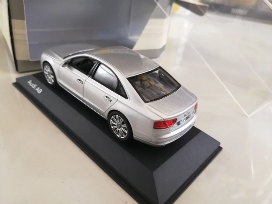 1:43 Au di A8 модель автомобиля из серебряного сплава литья под давлением металлические игрушки подарок на день рождения для детей мальчик другой