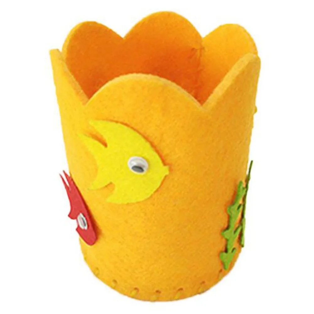 

1PCS Children Creative Nonwoven fabric Pen Holder Christmas Gift Creative Decoration Supplies Kids DIY Handmade Crafts Art Toys