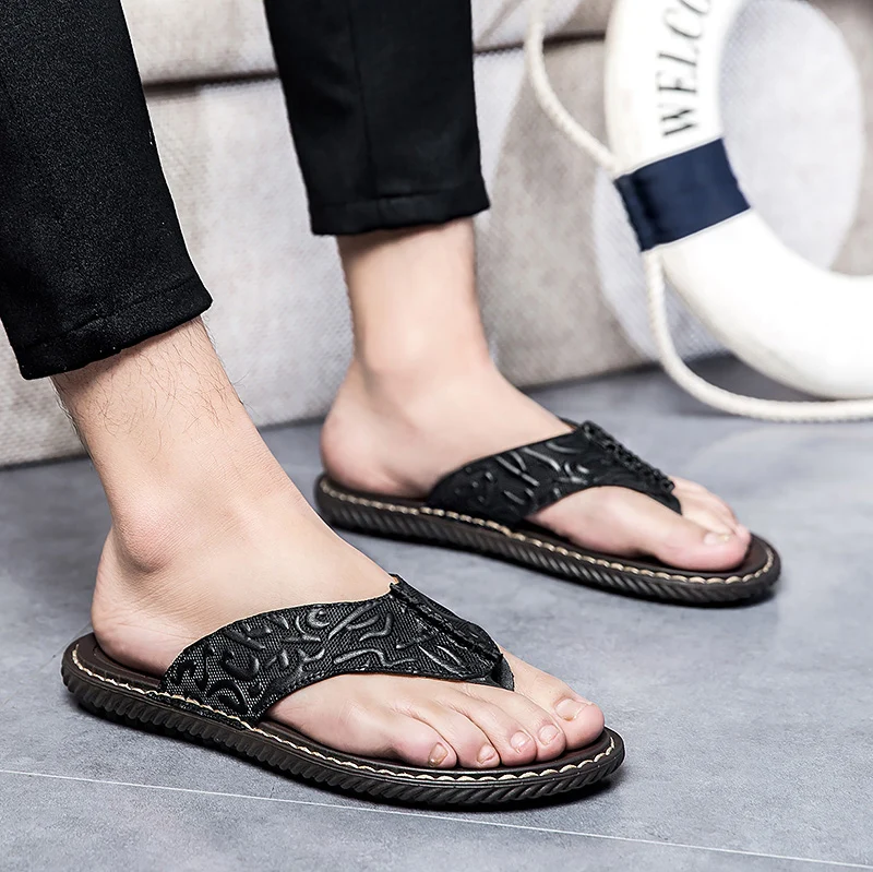 

ALCUBIEREE Mens High Quality Flip Flops Outdoor Non-slip Flat Slippers for Men Genuine Leather Sandals Breathable Beach Shoes