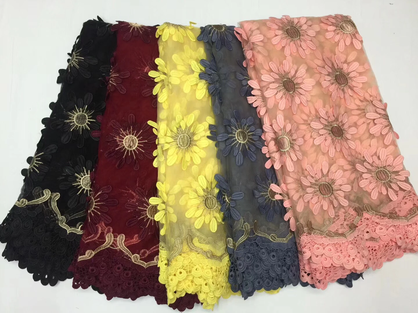 

African Lace Fabric 2018 Embroidered Nigerian Laces Fabric Bridal High Quality French Tulle Lace Fabric For Women K-D2406