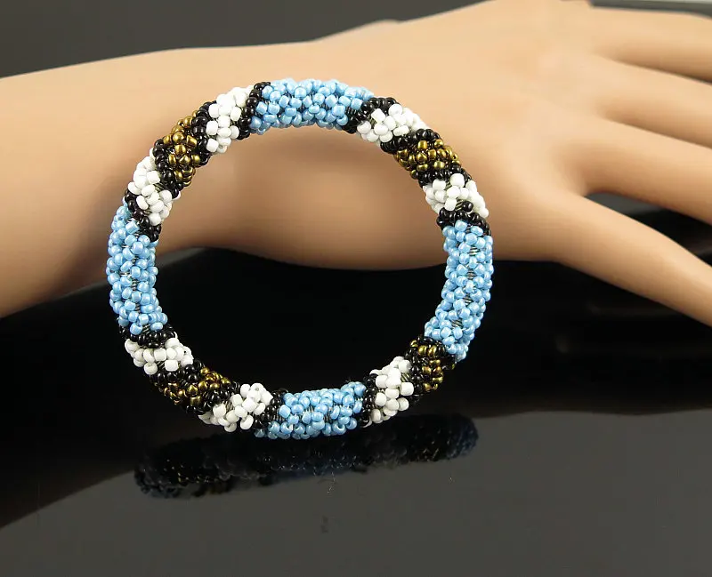 Браслет ручной работы из бусин хиппи дружбы популярный рулон вязания крючком