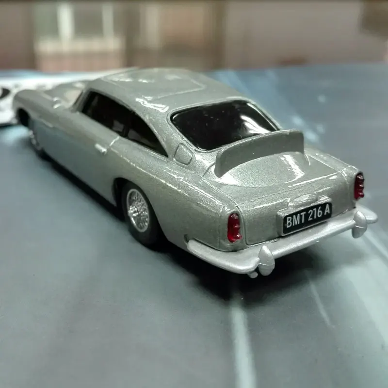 10 шт./лот оптовая продажа Фирменная Новинка э 1/43 масштабные автомобиль игрушки 007