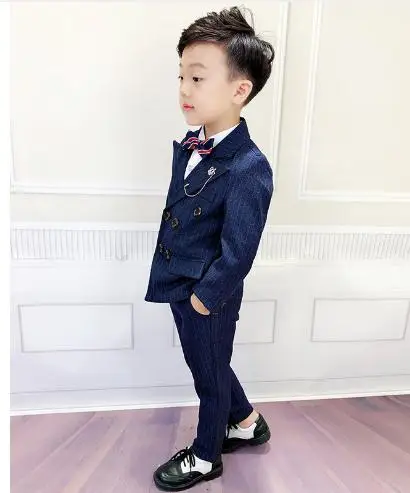 Пиджак и штаны для мальчиков однотонный с цветочным принтом на свадьбу